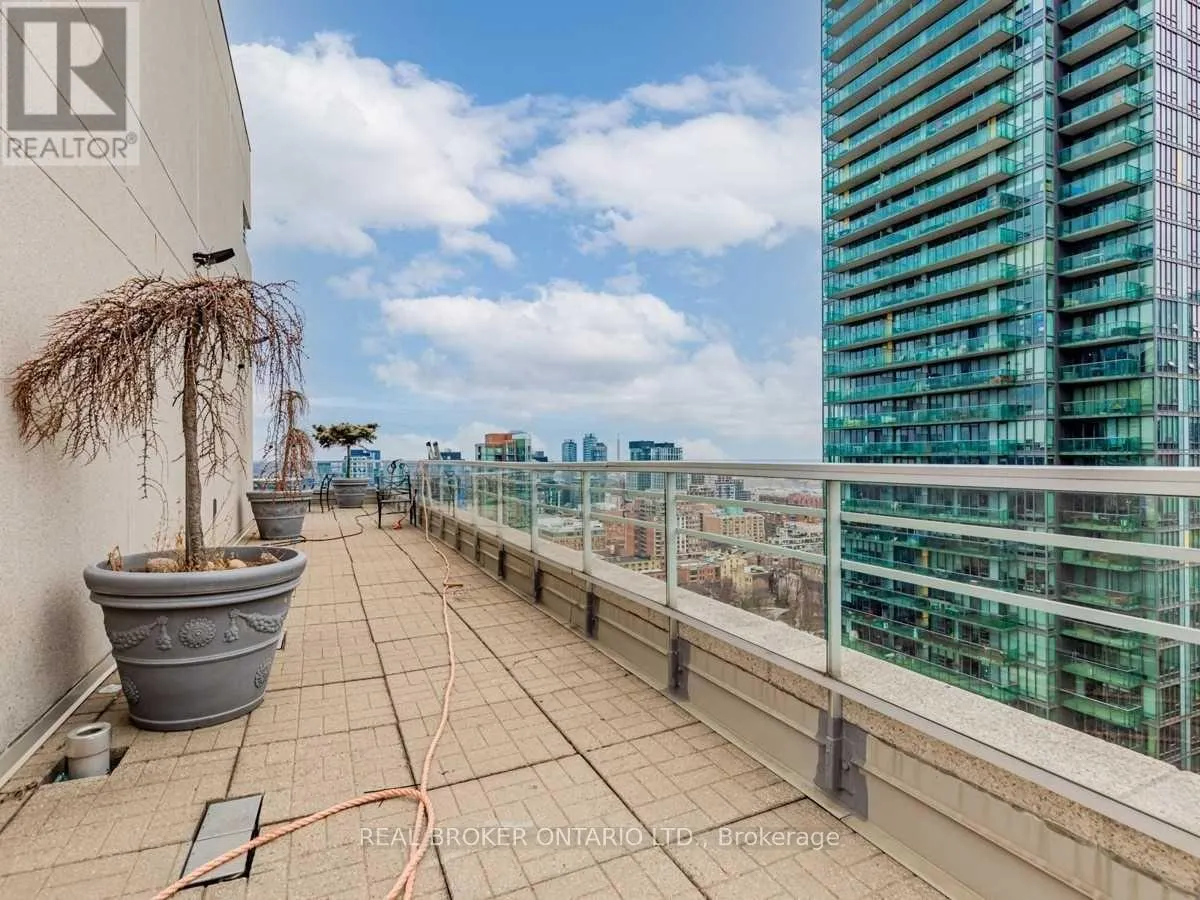 2301 - 50 LOMBARD STREET