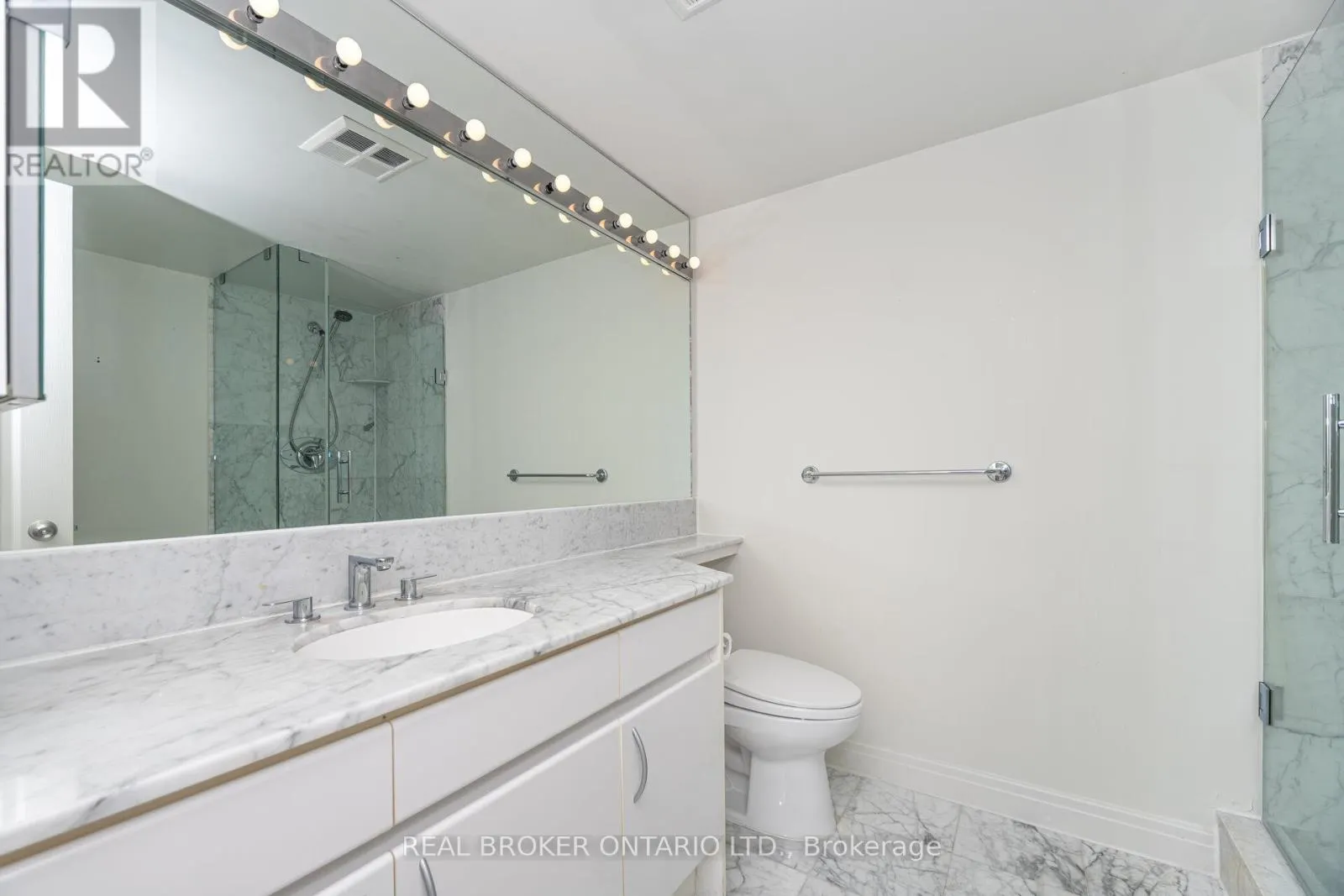 2301 - 50 LOMBARD STREET