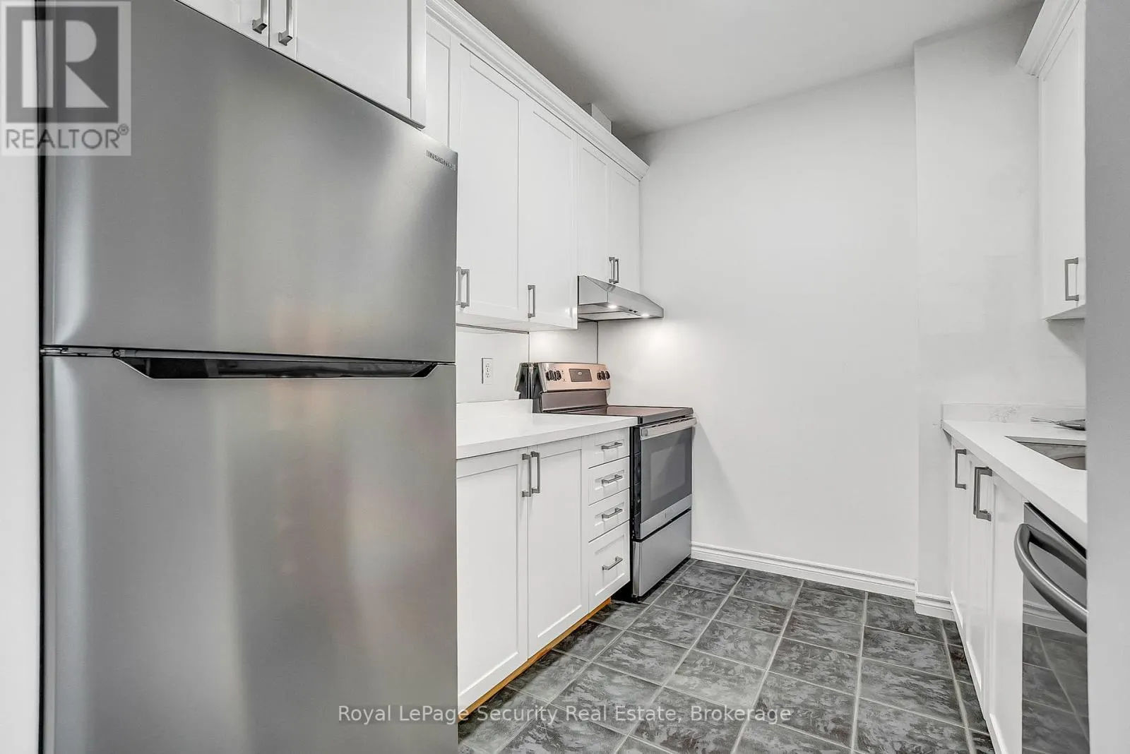 403 - 980 YONGE STREET