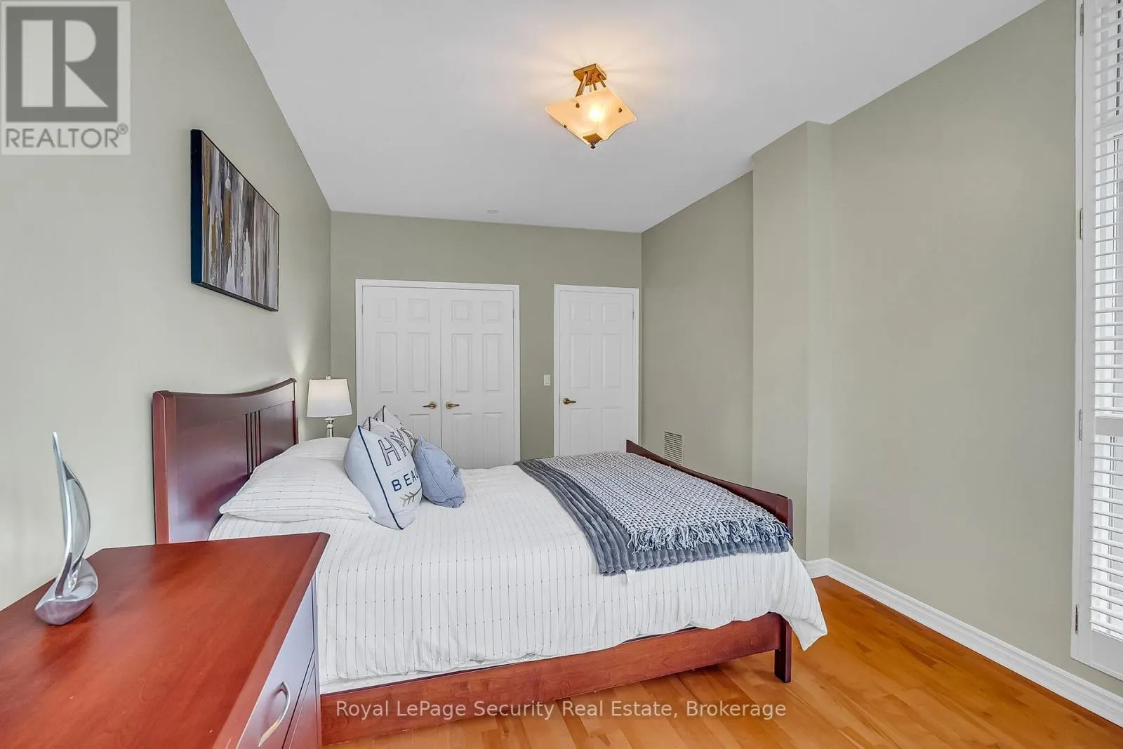 403 - 980 YONGE STREET