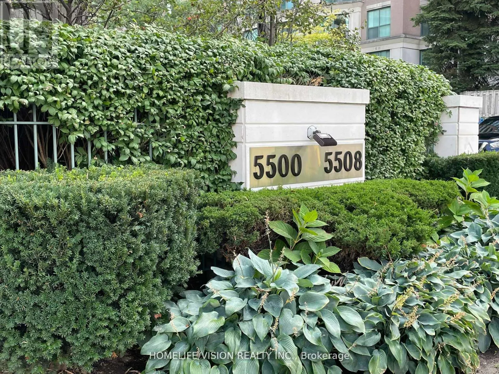 306 - 5508 YONGE STREET