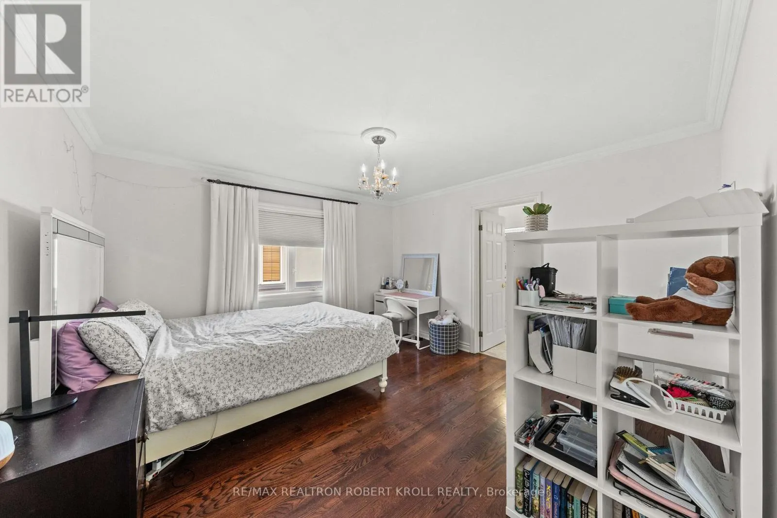 10 GORMAN PARK ROAD