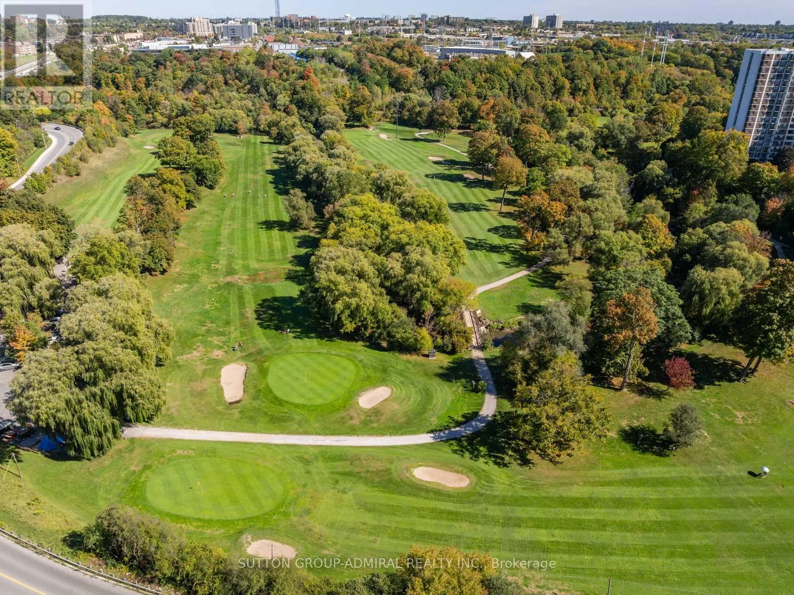 415 - 5 SHADY GOLFWAY