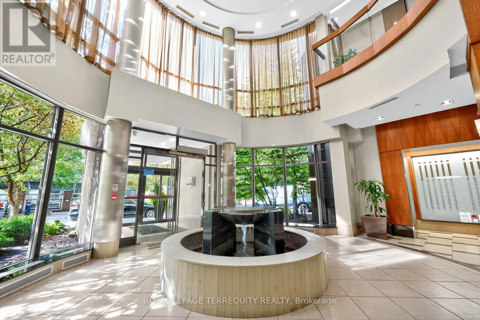 2510 - 10 NORTHTOWN WAY
