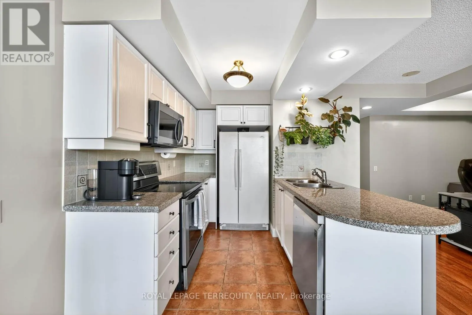 2510 - 10 NORTHTOWN WAY