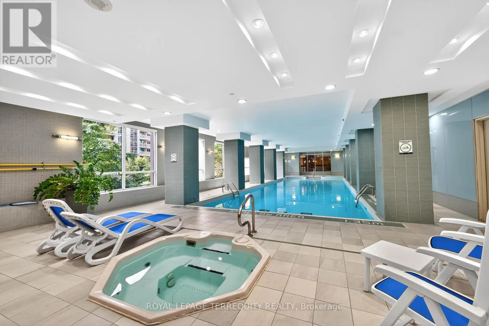 2510 - 10 NORTHTOWN WAY
