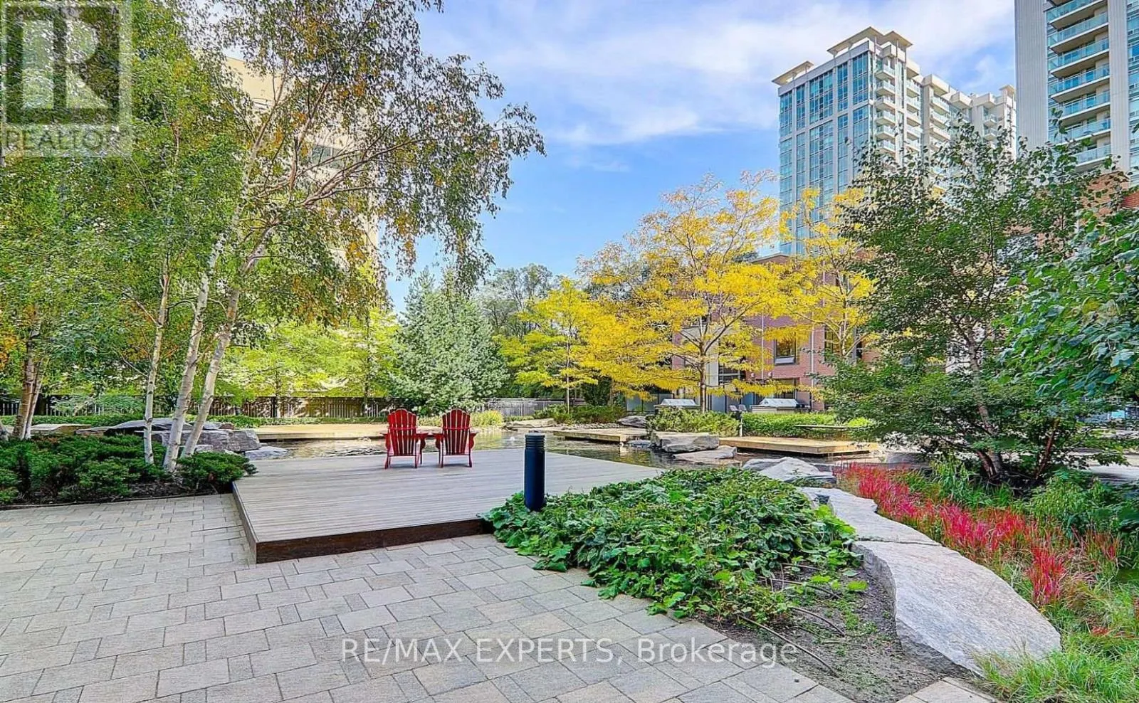 510 - 33 SHEPPARD AVENUE E