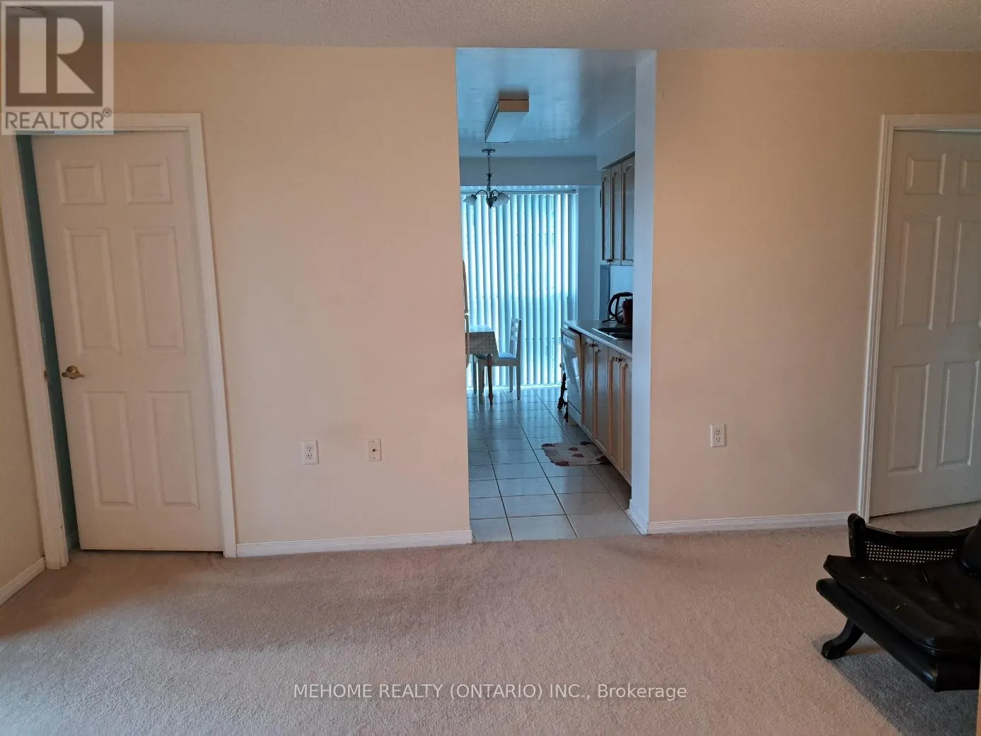 #906 - 22 OLIVE AVENUE