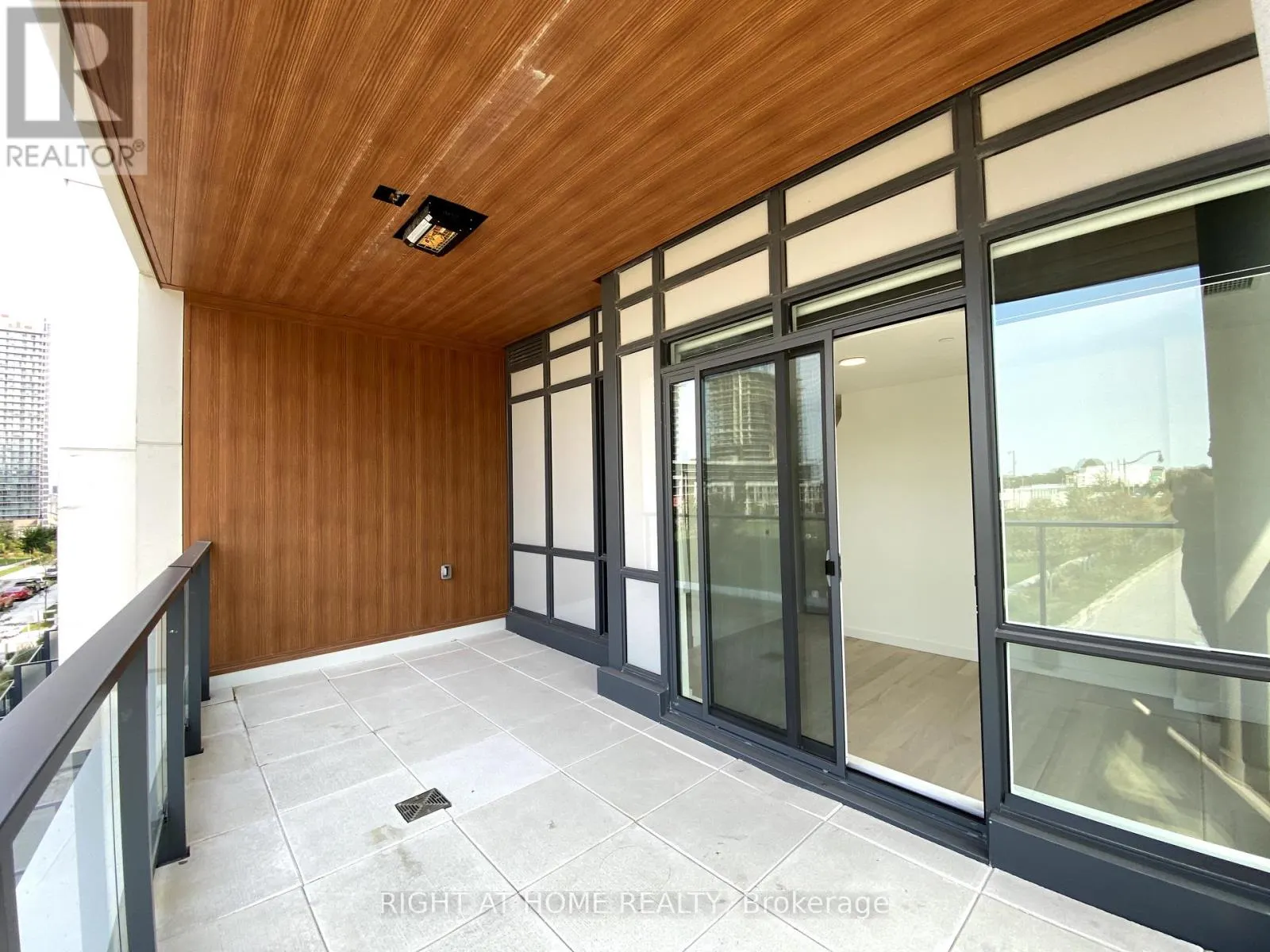 106 - 11 MCMAHON DRIVE