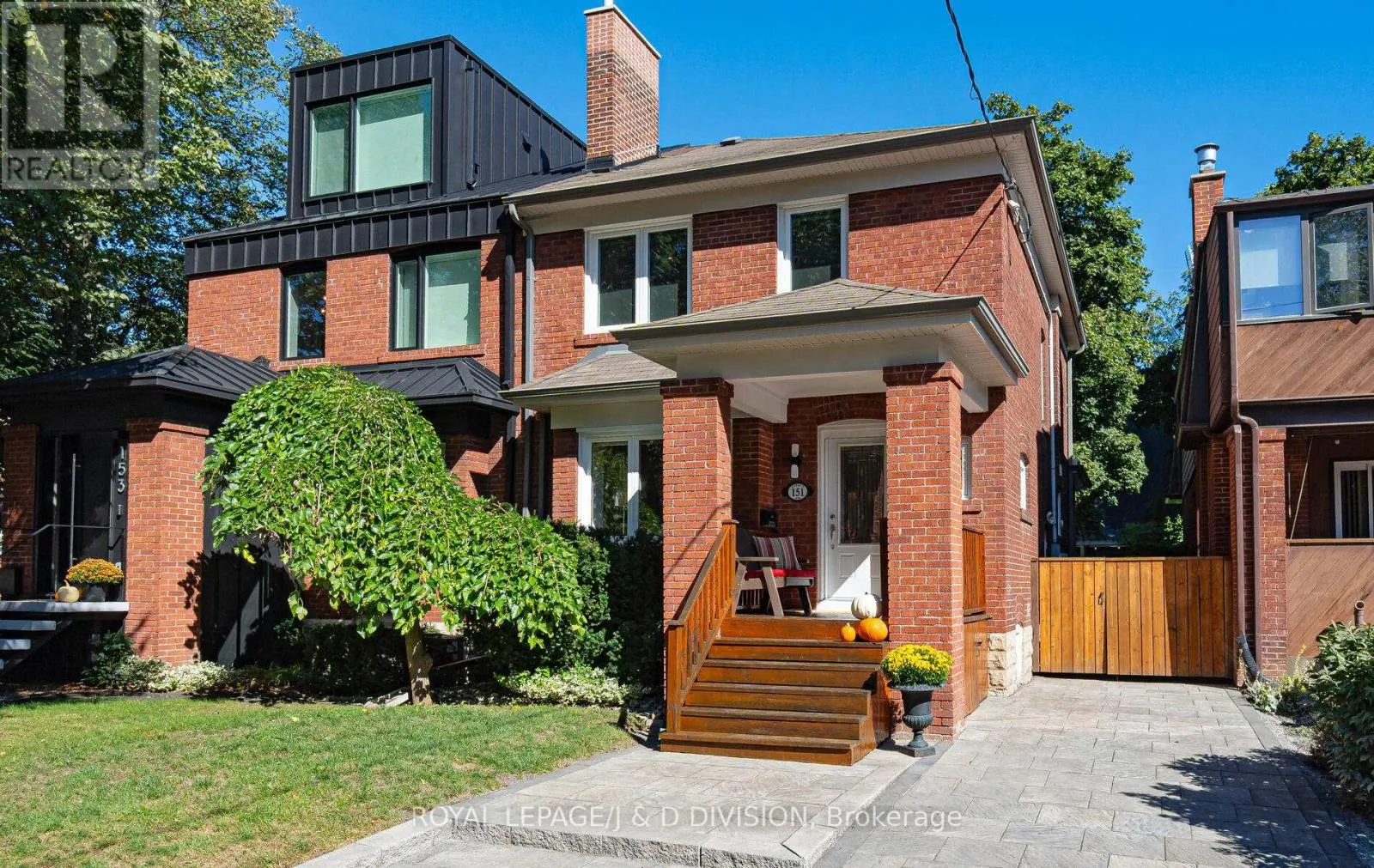 151 FORMAN AVENUE