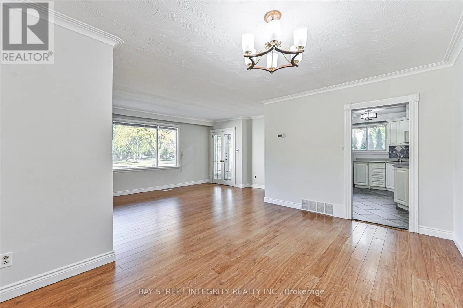 1 CAINES AVENUE