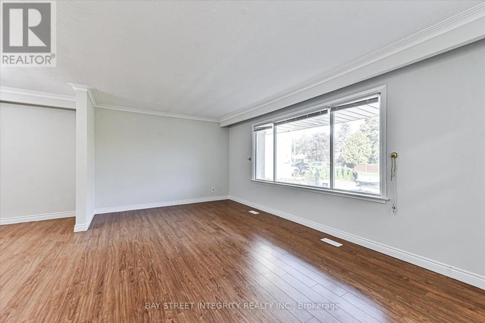 1 CAINES AVENUE