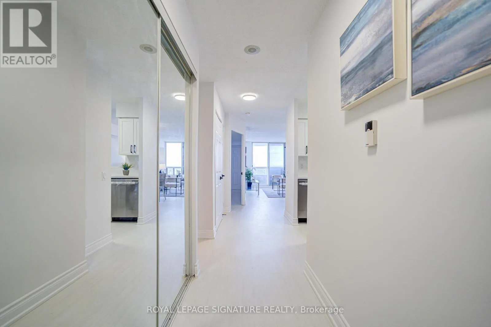 2503 - 35 FINCH AVENUE E