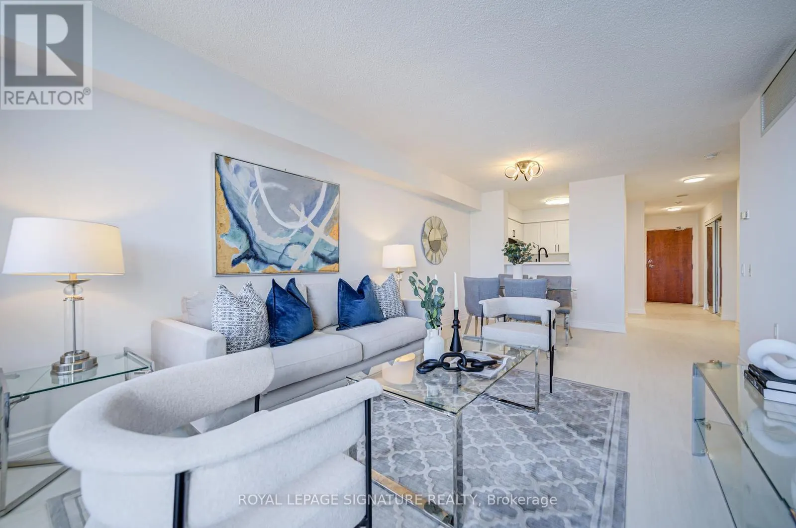2503 - 35 FINCH AVENUE E
