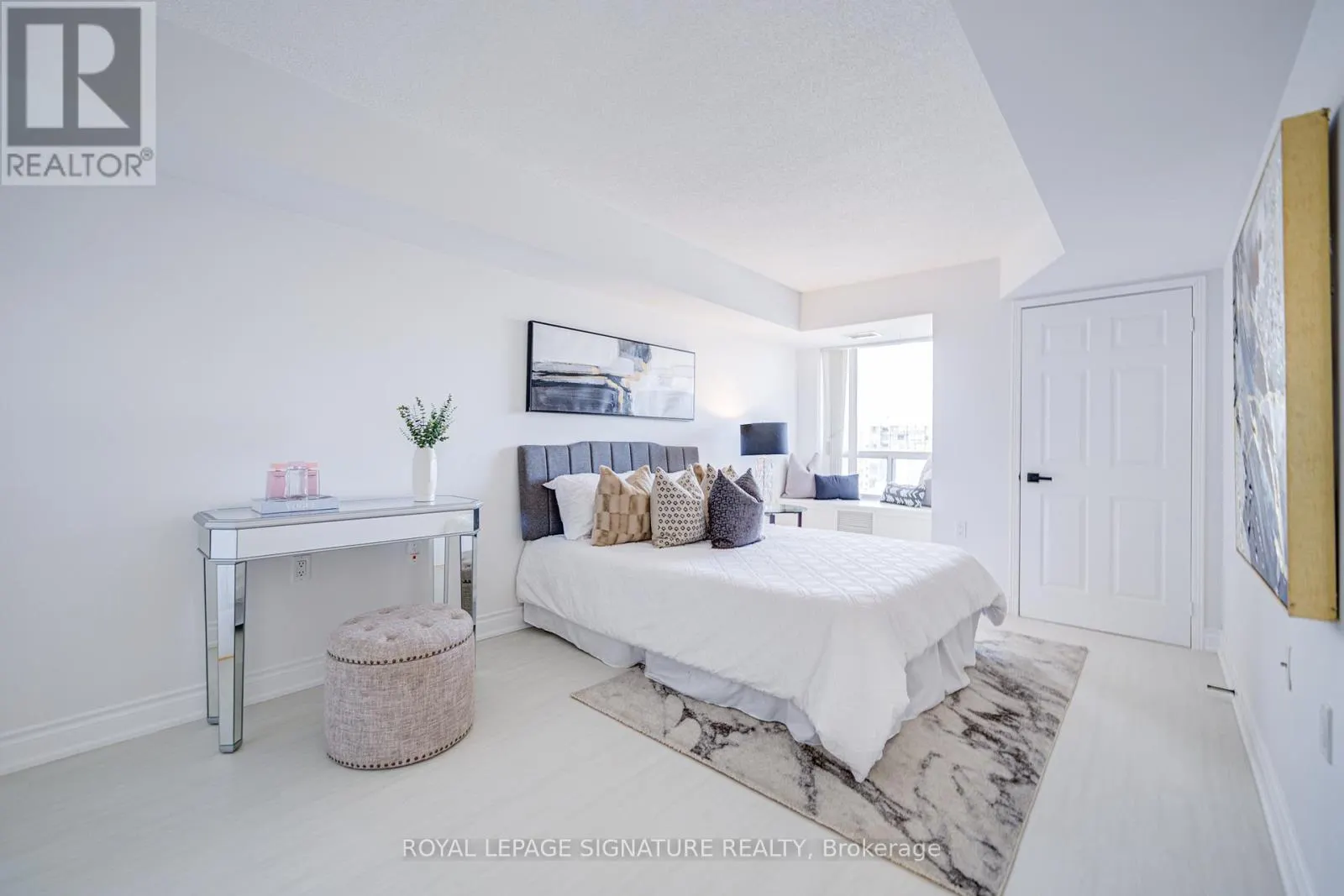 2503 - 35 FINCH AVENUE E