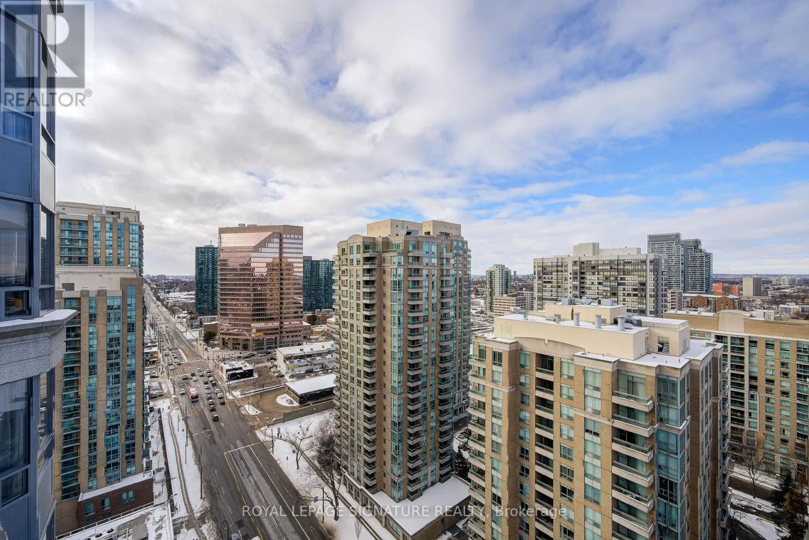 2503 - 35 FINCH AVENUE E