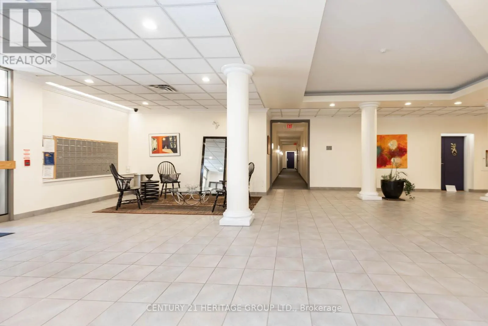 303 - 211 RANDOLPH ROAD