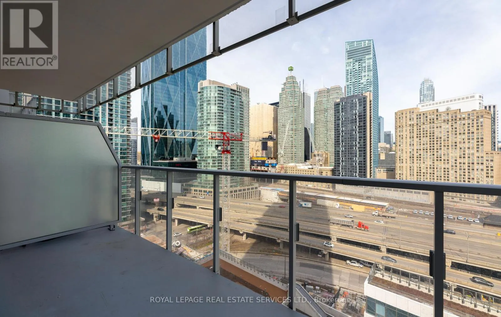 1307 - 28 FREEDLAND STREET