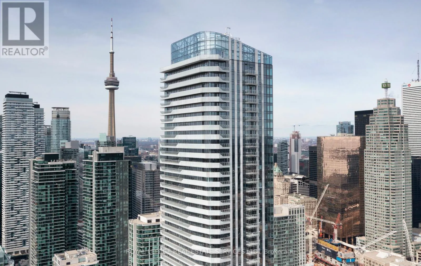 1307 - 28 FREEDLAND STREET