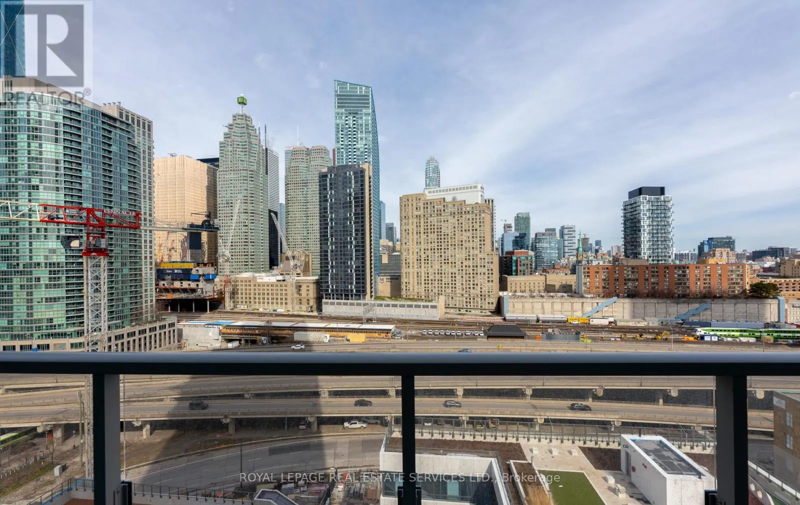 1307 - 28 FREEDLAND STREET