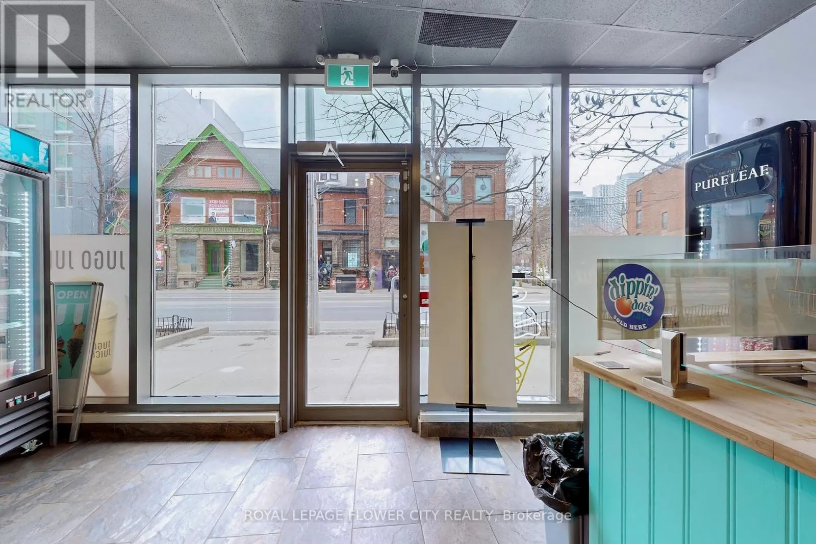 104 - 320 RICHMOND STREET E