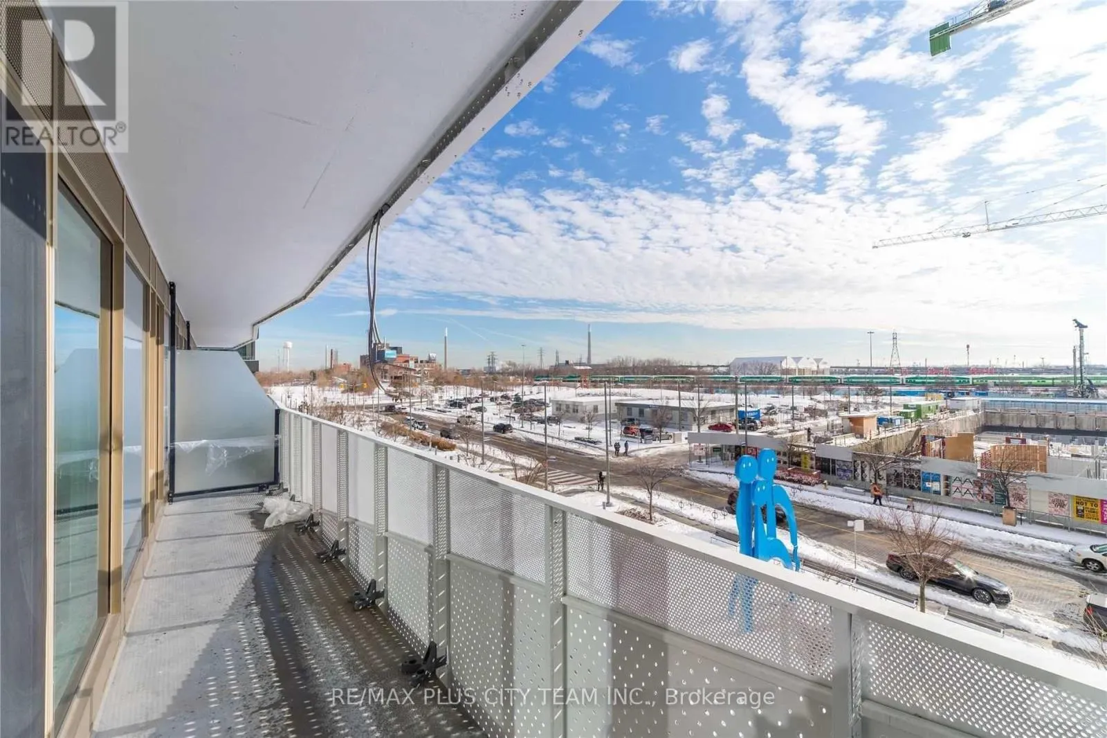 405 - 60 TANNERY ROAD