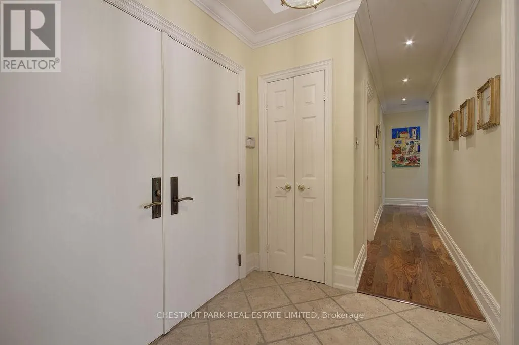 PH 10 - 3900 YONGE STREET