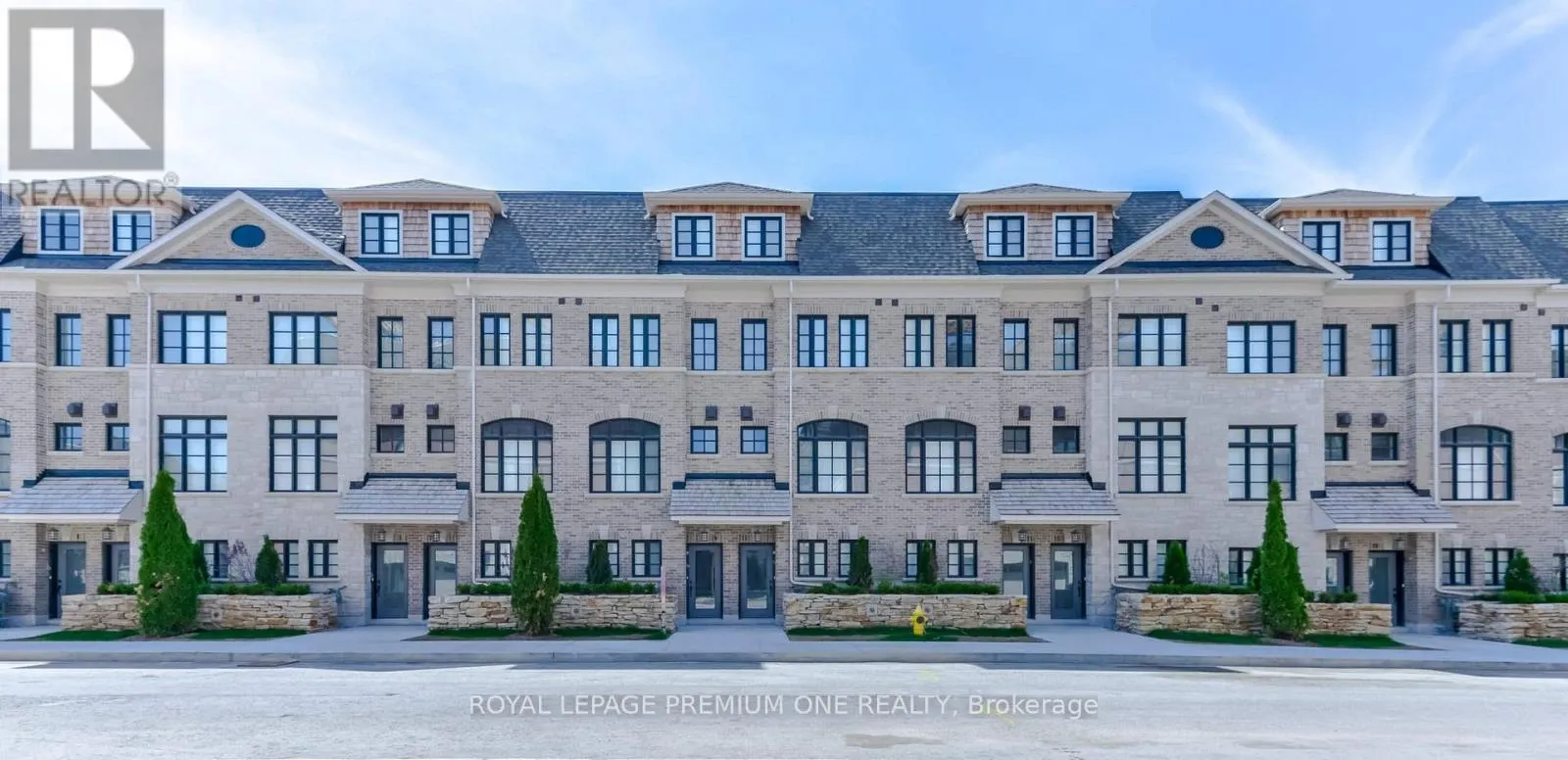 11 - 1145 OSSINGTON AVENUE