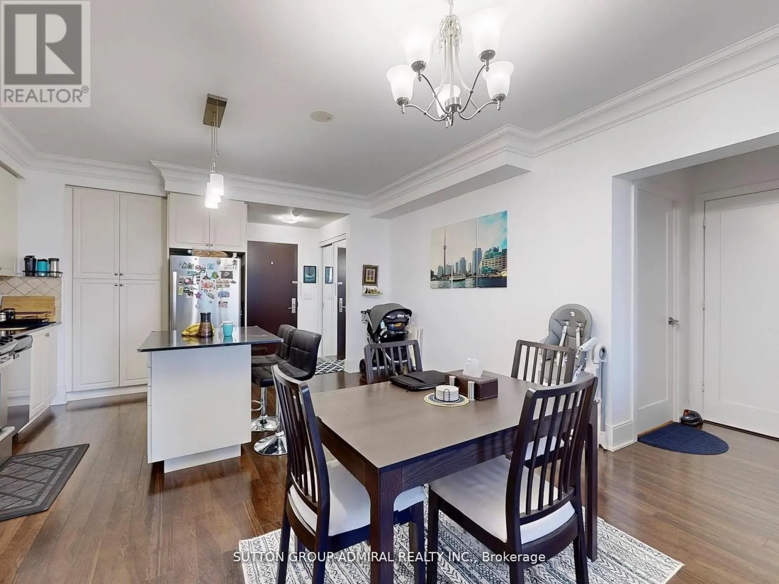 1916 - 70 ROEHAMPTON AVENUE W