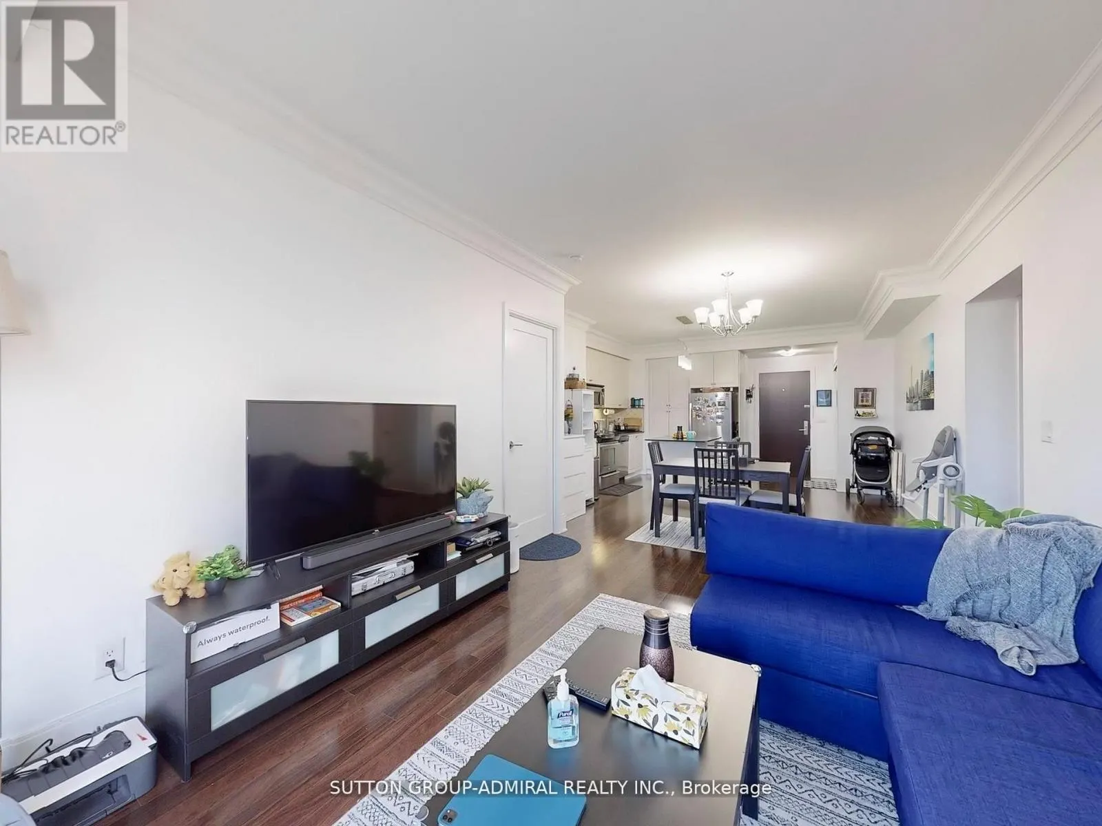 1916 - 70 ROEHAMPTON AVENUE W