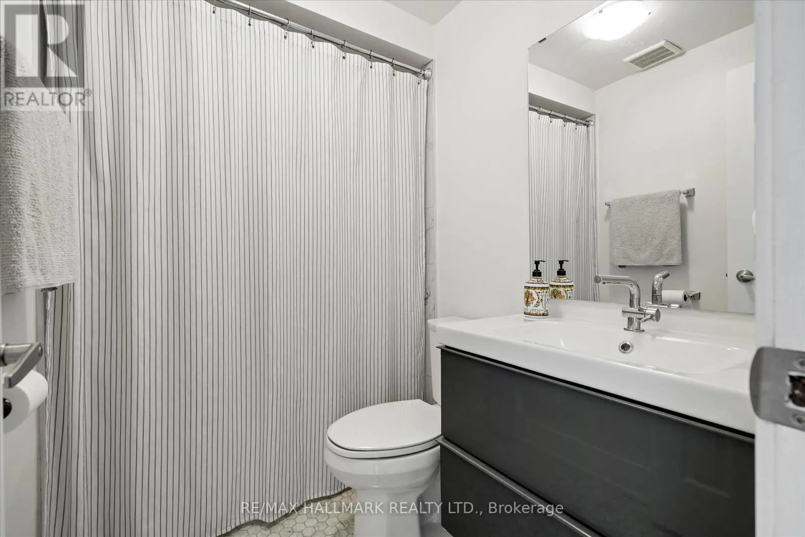 18 SYDENHAM STREET