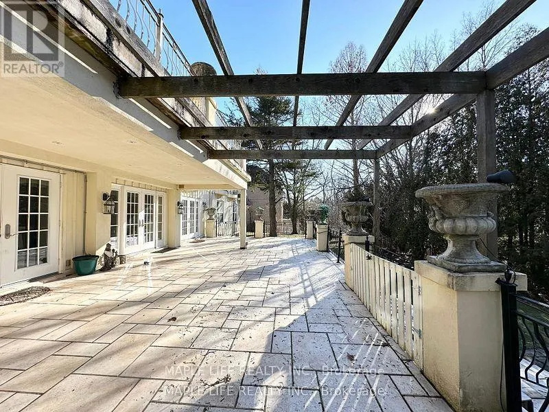 16 BRIAN CLIFF DRIVE