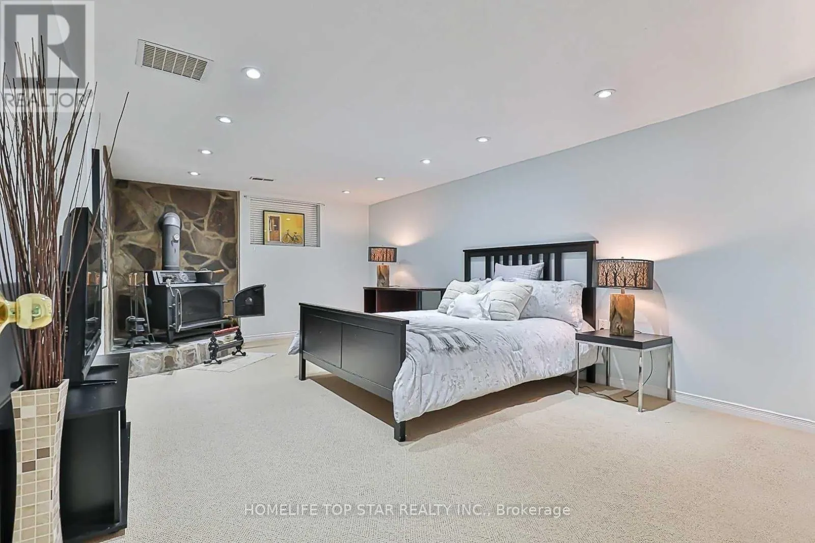 BASEMENT - 209 CONNAUGHT AVENUE