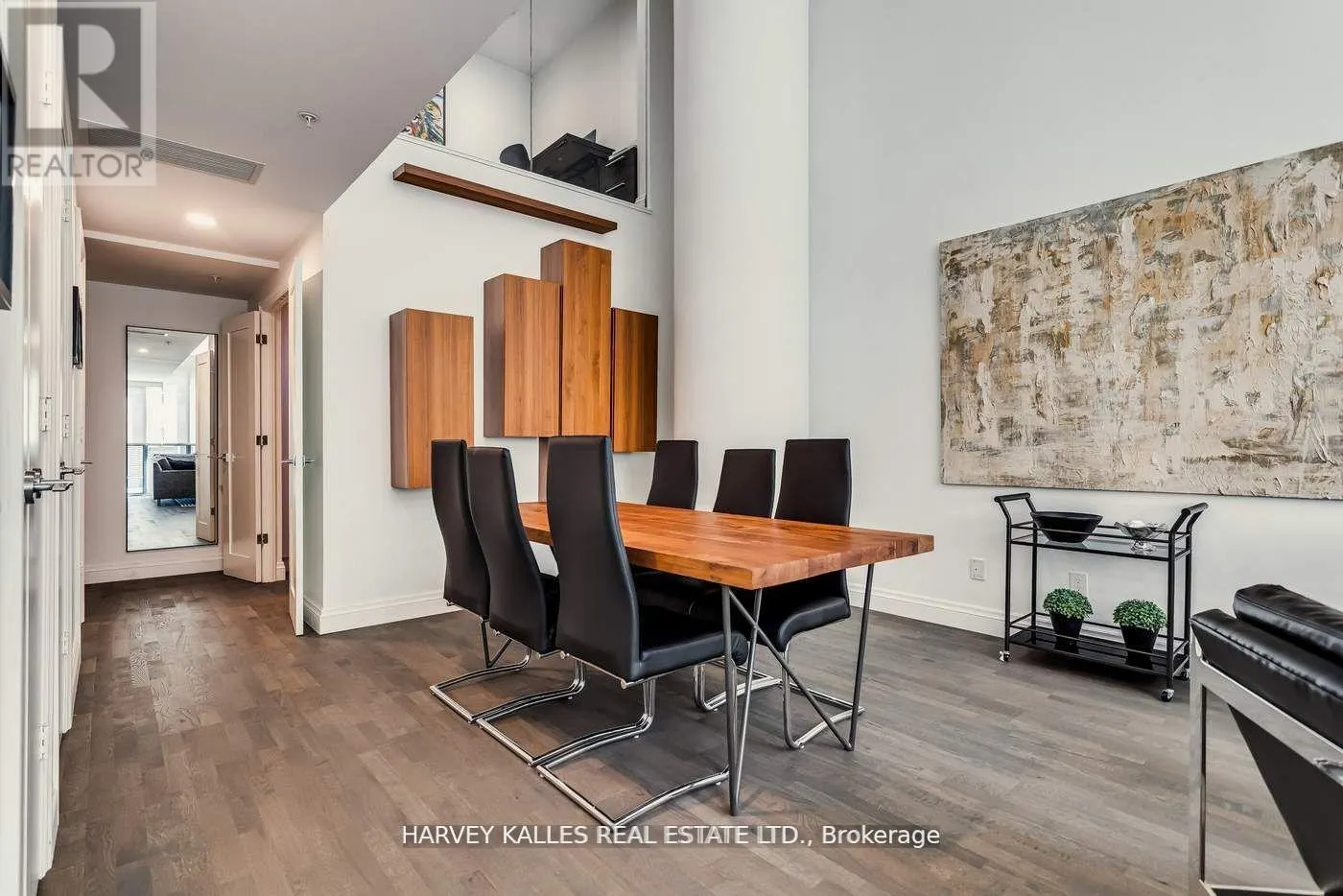 801 - 101 CHARLES STREET E