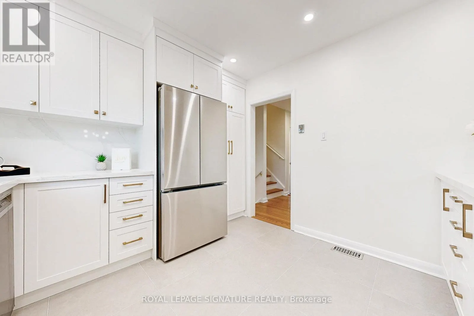 45 CARONPORT CRESCENT