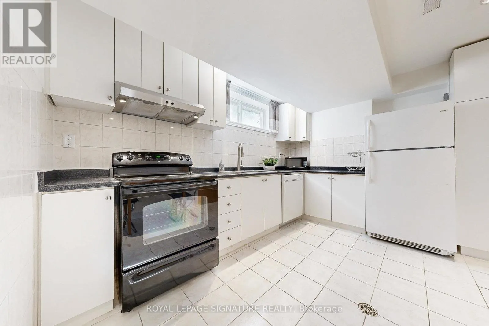 45 CARONPORT CRESCENT