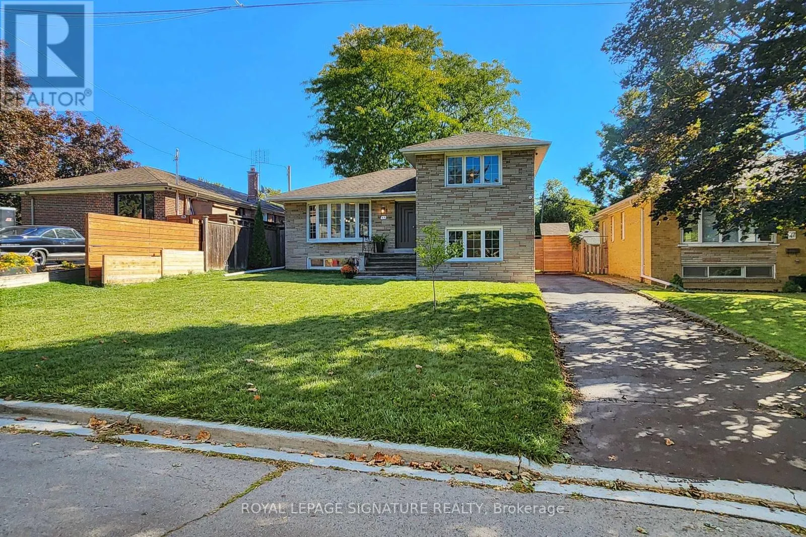 45 CARONPORT CRESCENT