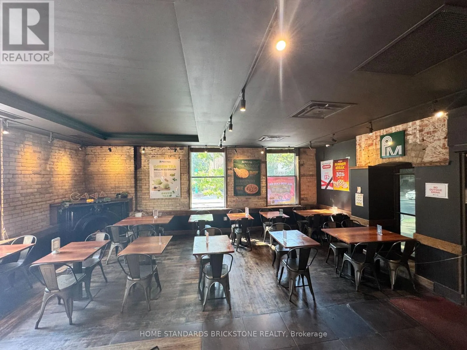 100 - 66 GERRARD STREET E