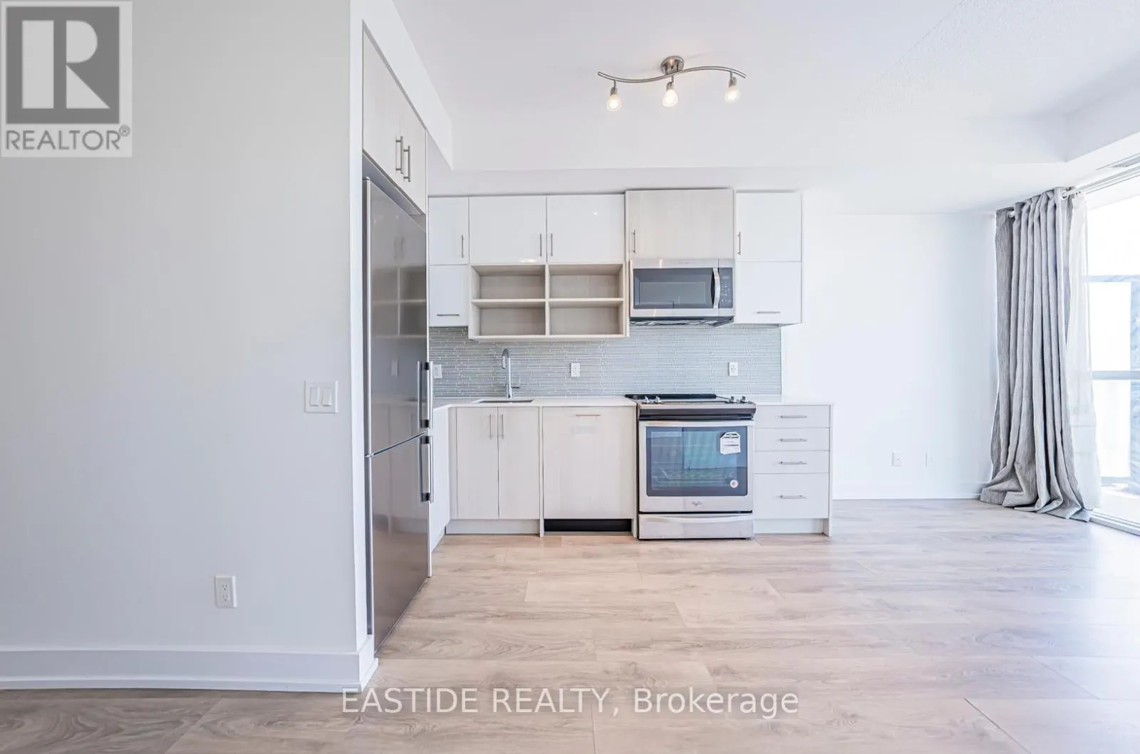 1201 - 150 FAIRVIEW MALL DRIVE