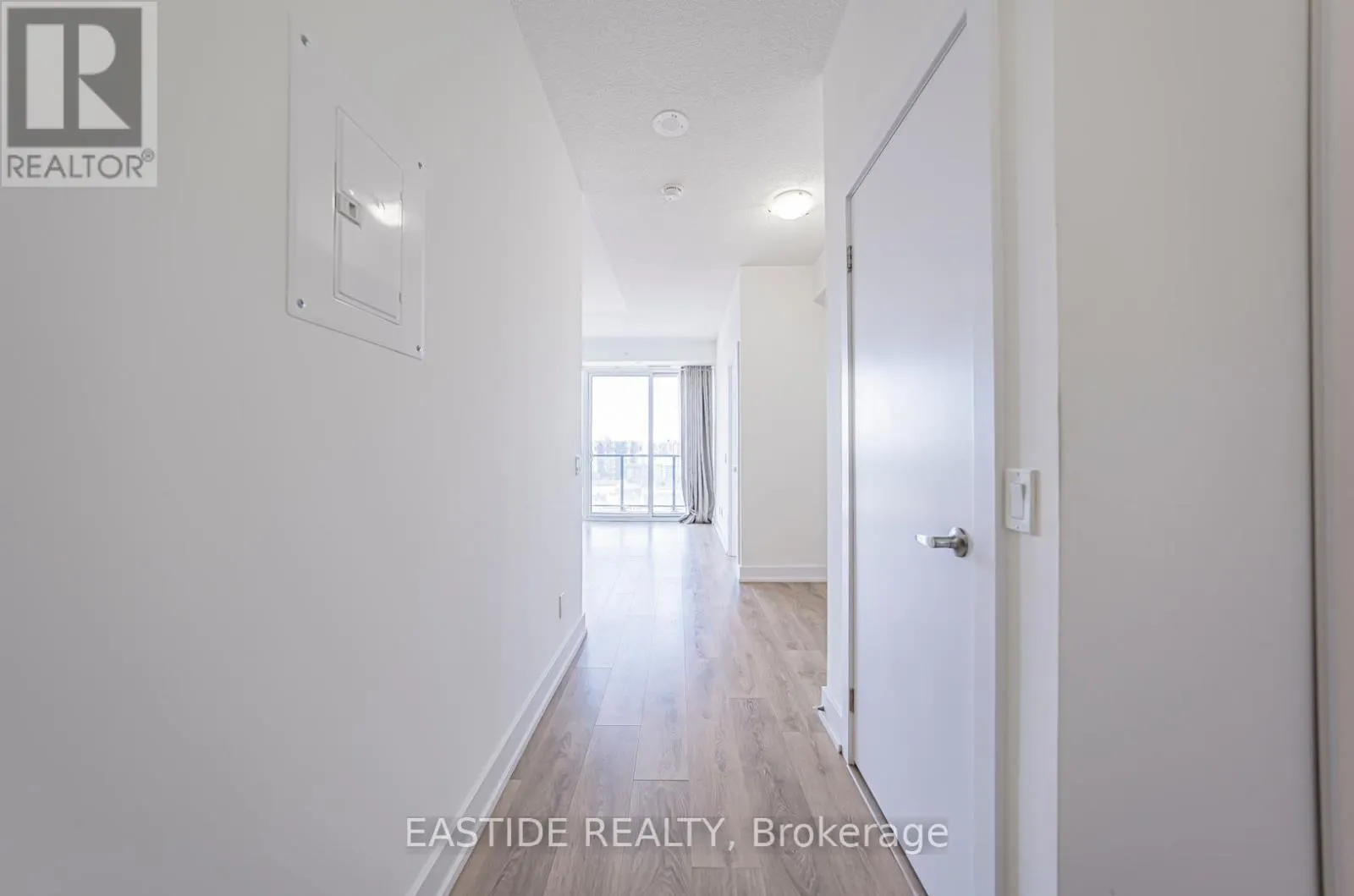 1201 - 150 FAIRVIEW MALL DRIVE