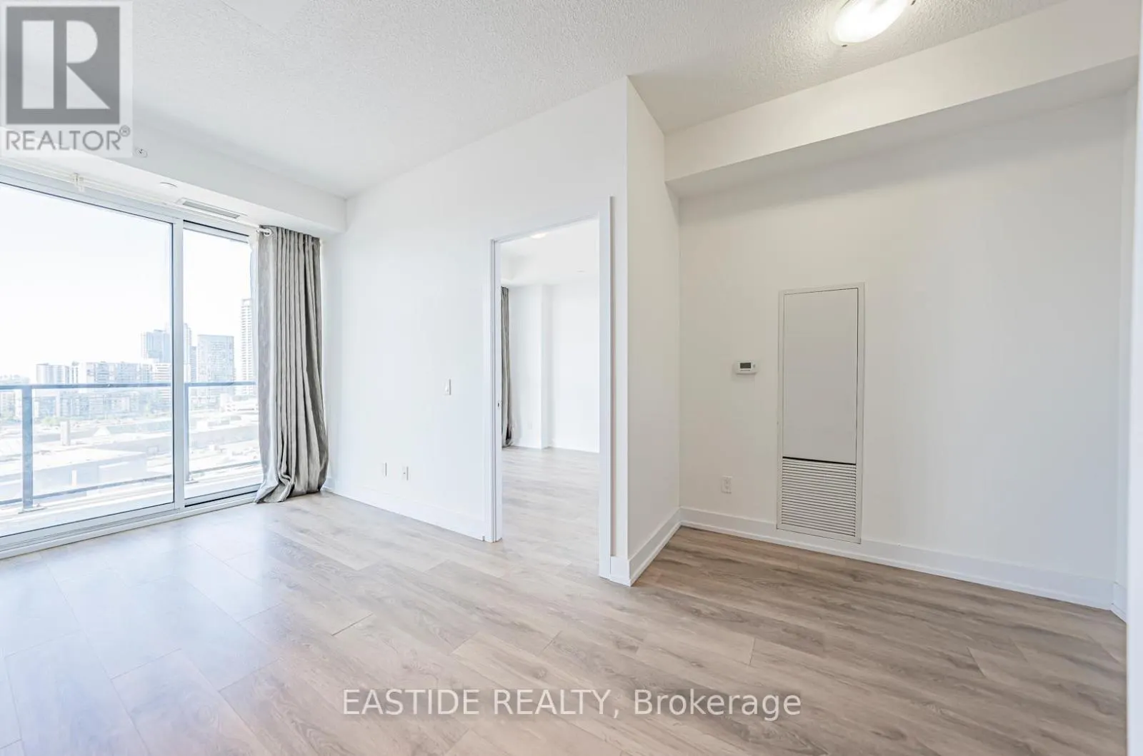 1201 - 150 FAIRVIEW MALL DRIVE