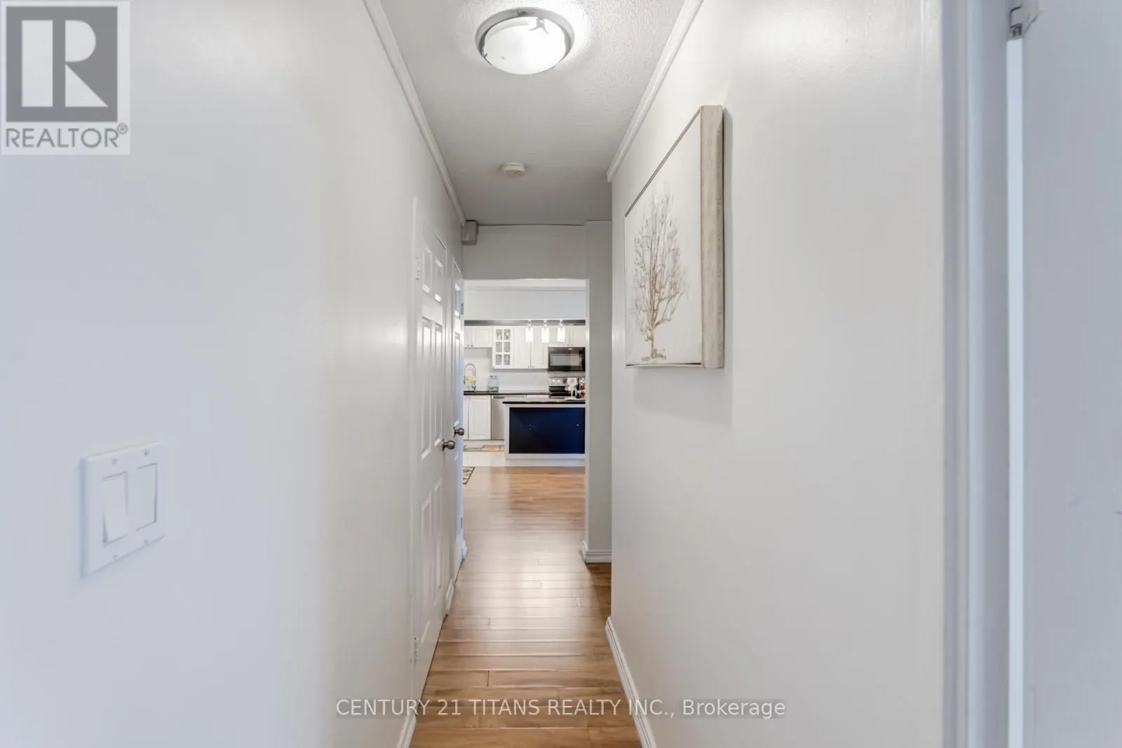 1510 - 5 SHADY GOLFWAY