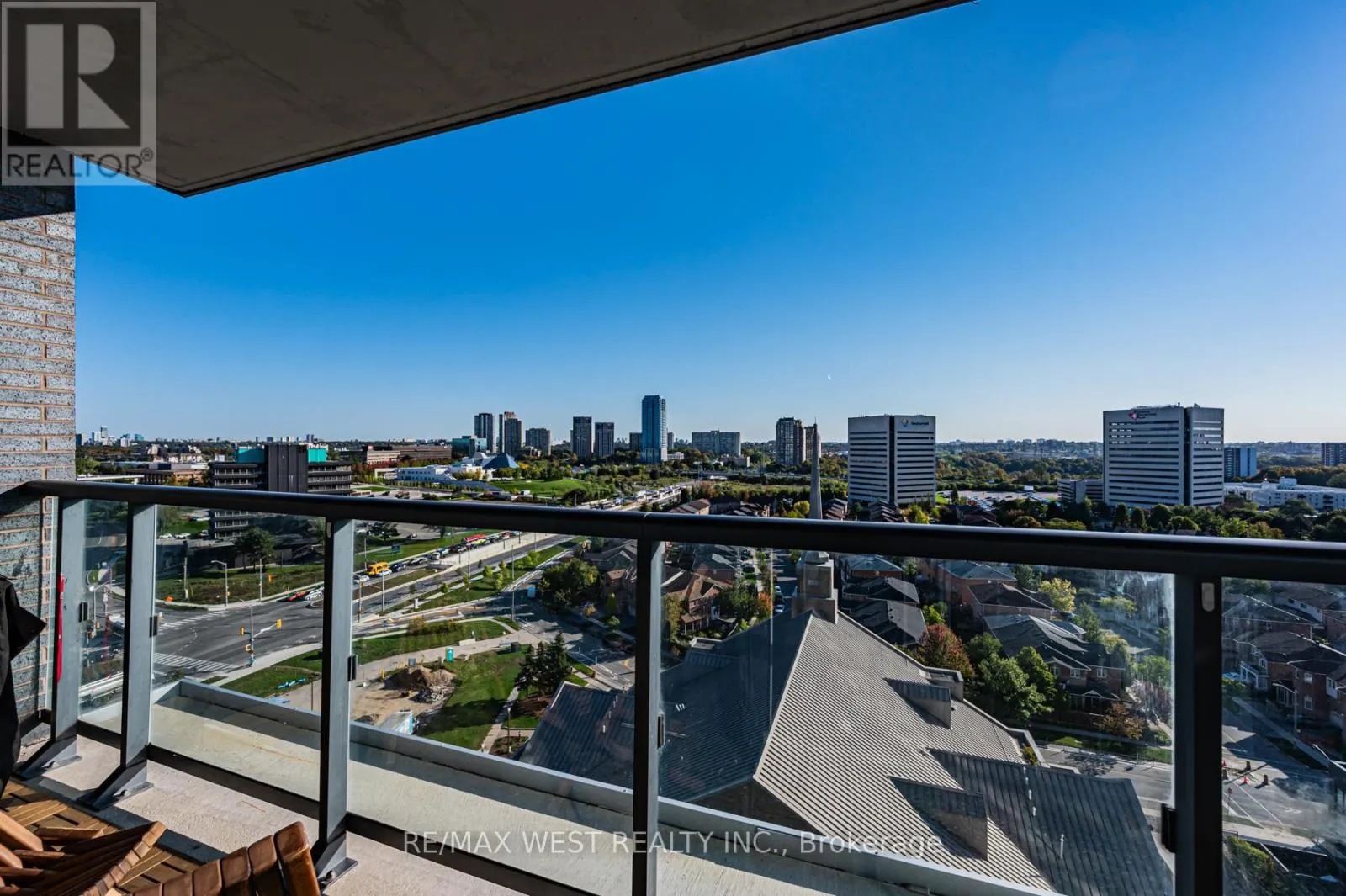 1405 - 6 SONIC WAY