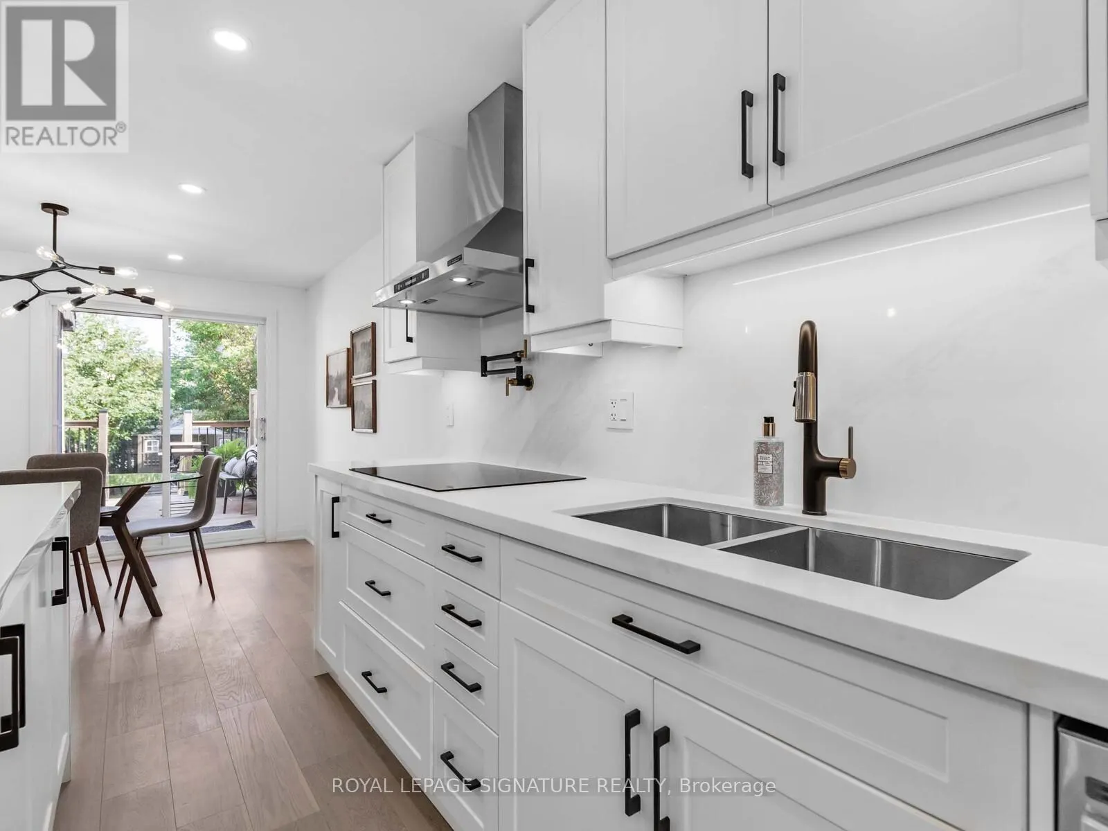 363 ATLAS AVENUE