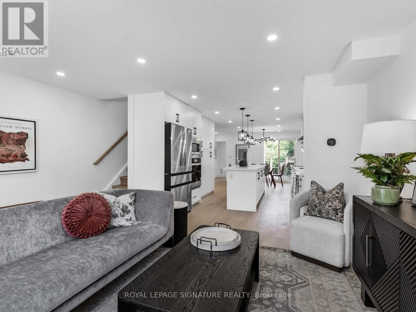 363 ATLAS AVENUE