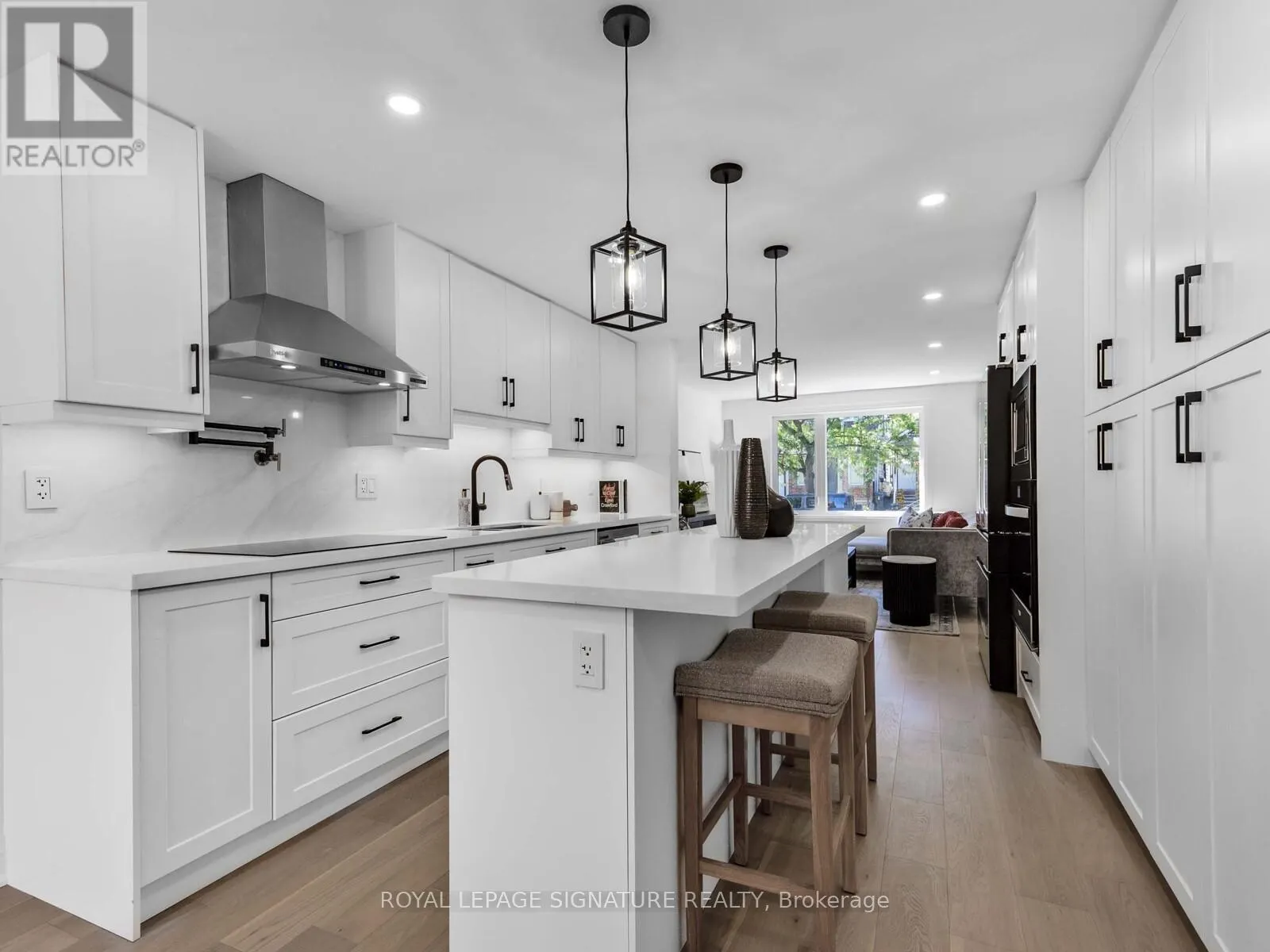 363 ATLAS AVENUE
