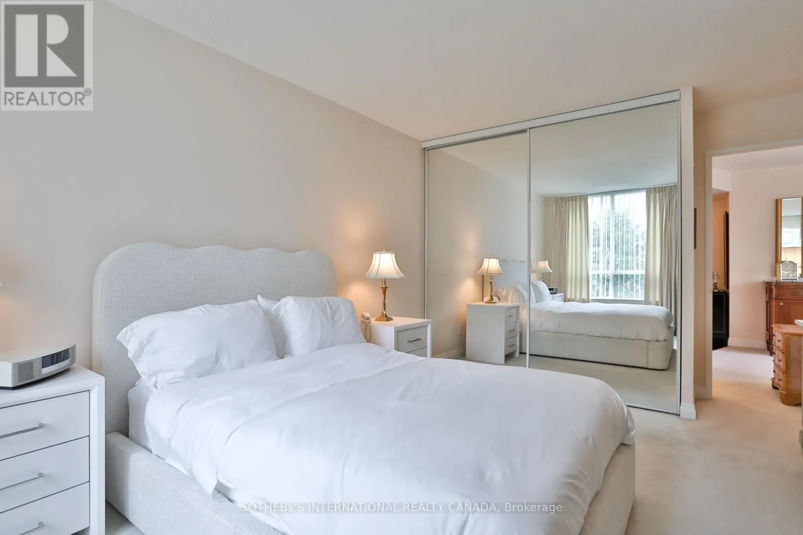 723 - 95 PRINCE ARTHUR DRIVE