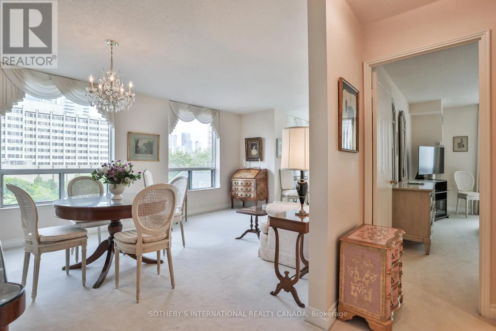 723 - 95 PRINCE ARTHUR DRIVE