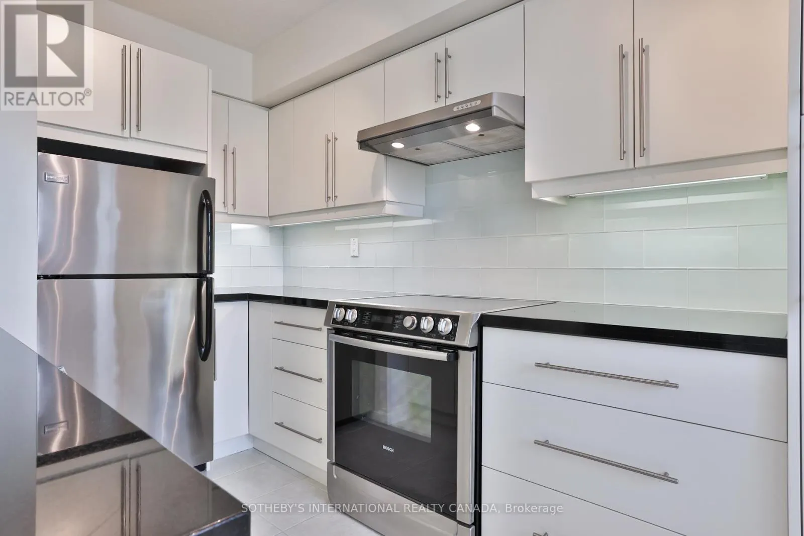 723 - 95 PRINCE ARTHUR DRIVE