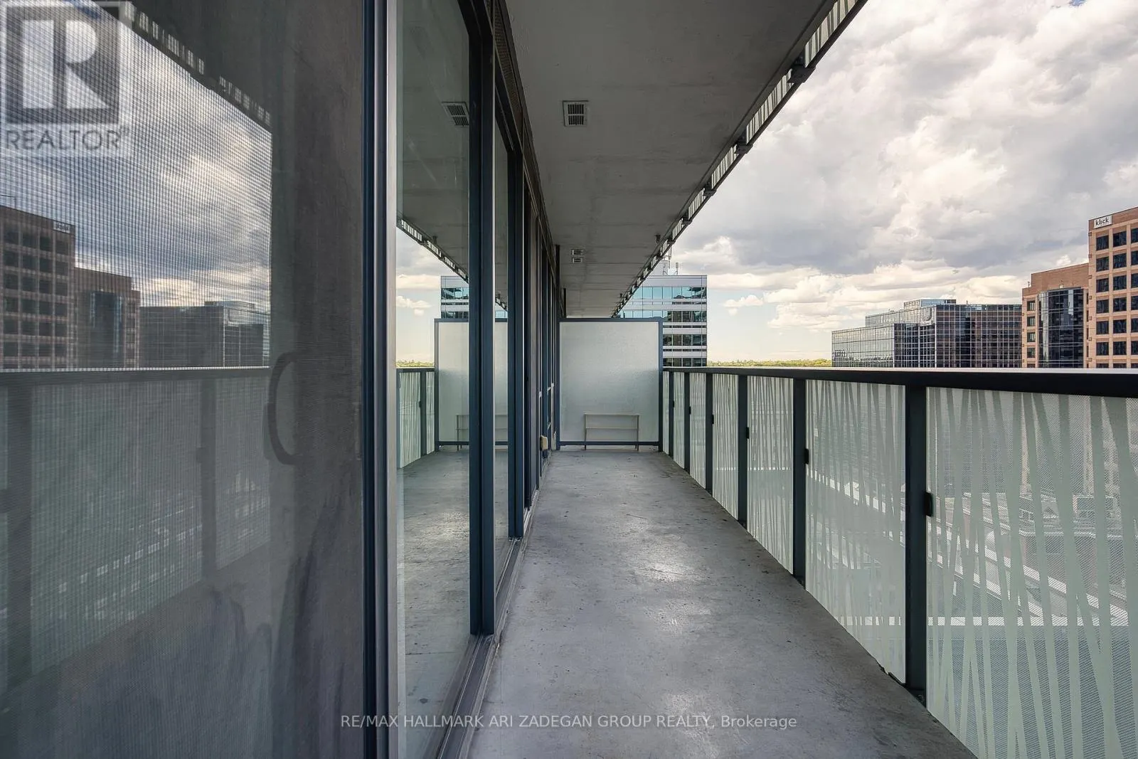 1415 - 50 CHARLES STREET E